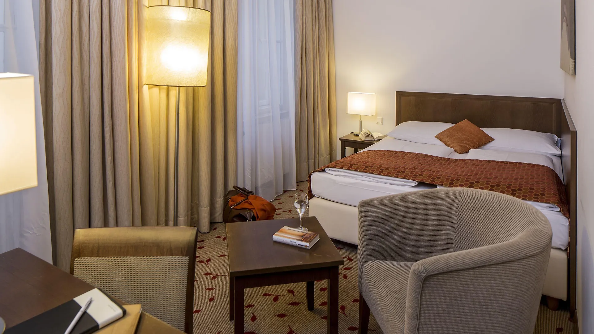 Hotel Rathauspark Wien, A Member Of Radisson Individuals 4*, Βιέννη Αυστρία