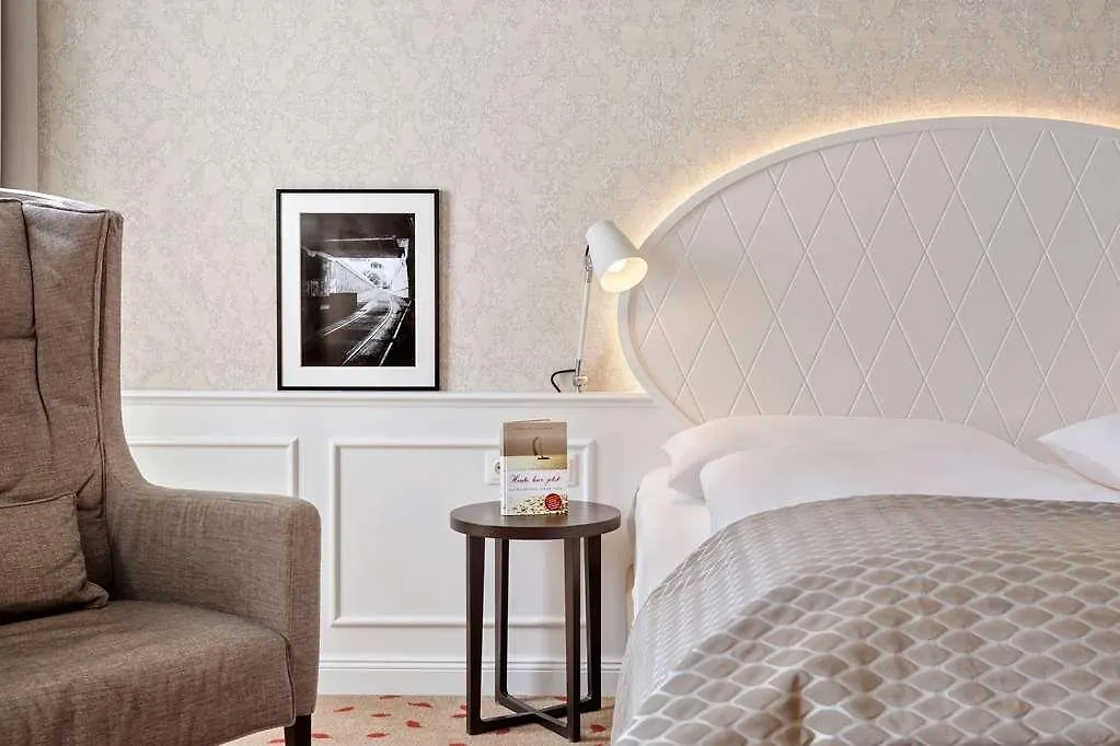 ****  Hotel Rathauspark Wien, A Member Of Radisson Individuals Austria