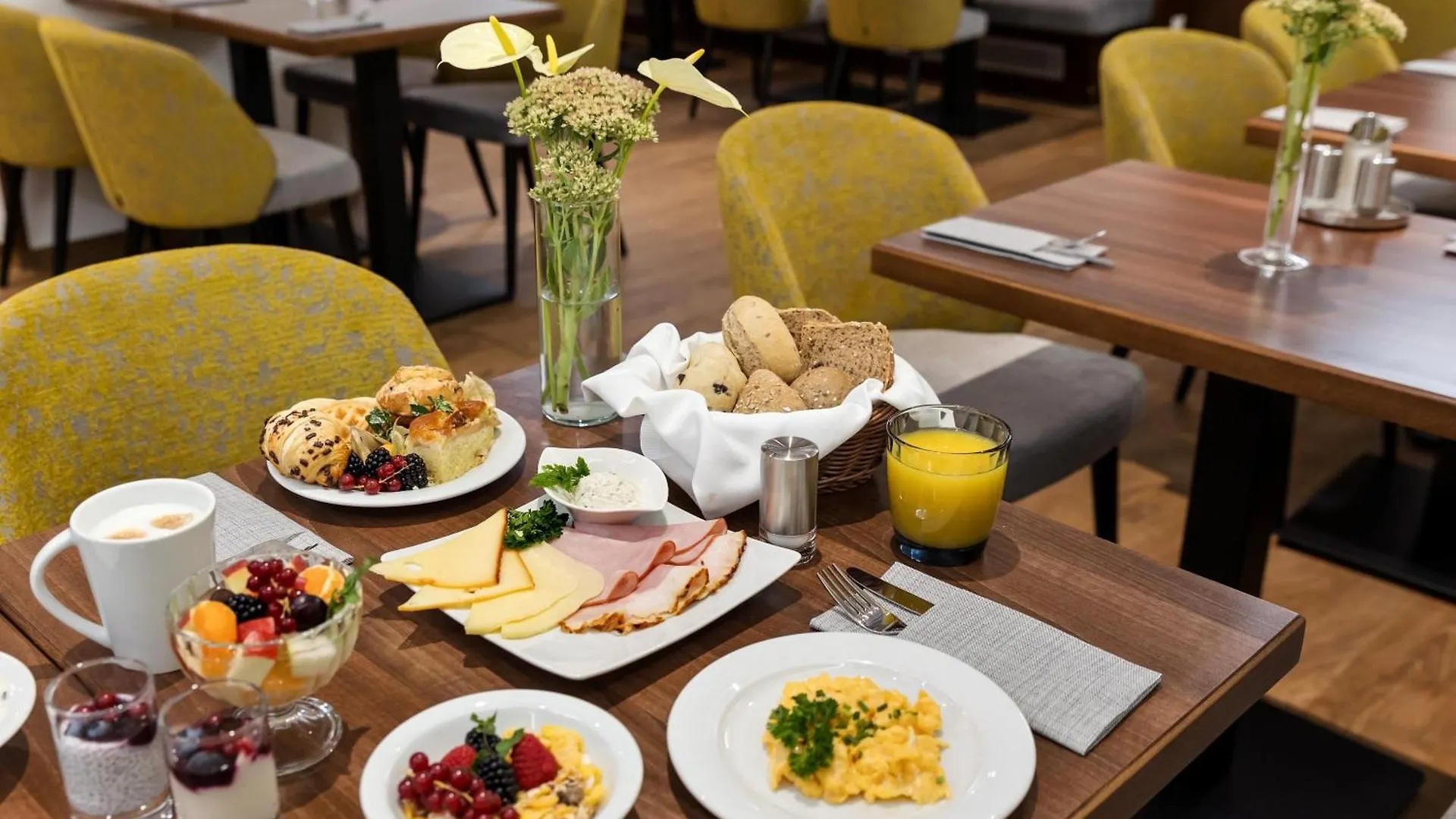 Hotel Rathauspark Wien, A Member Of Radisson Individuals Austria