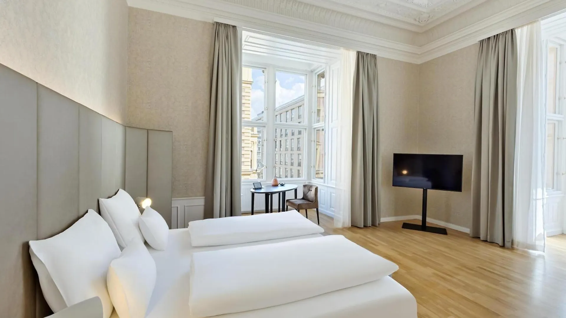 Hotel Rathauspark Wien, A Member Of Radisson Individuals